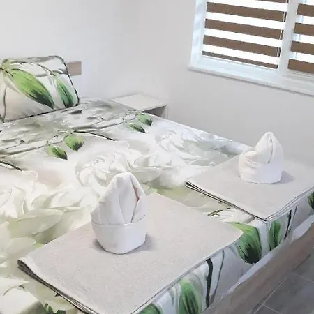 Briz Apartament ネセバル
